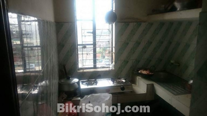 900 sqft Flat for sale at old town postogola